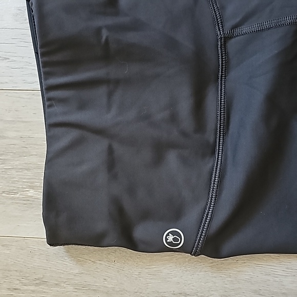 La Betri Joey Pouch Leggings - Picture 3 of 8